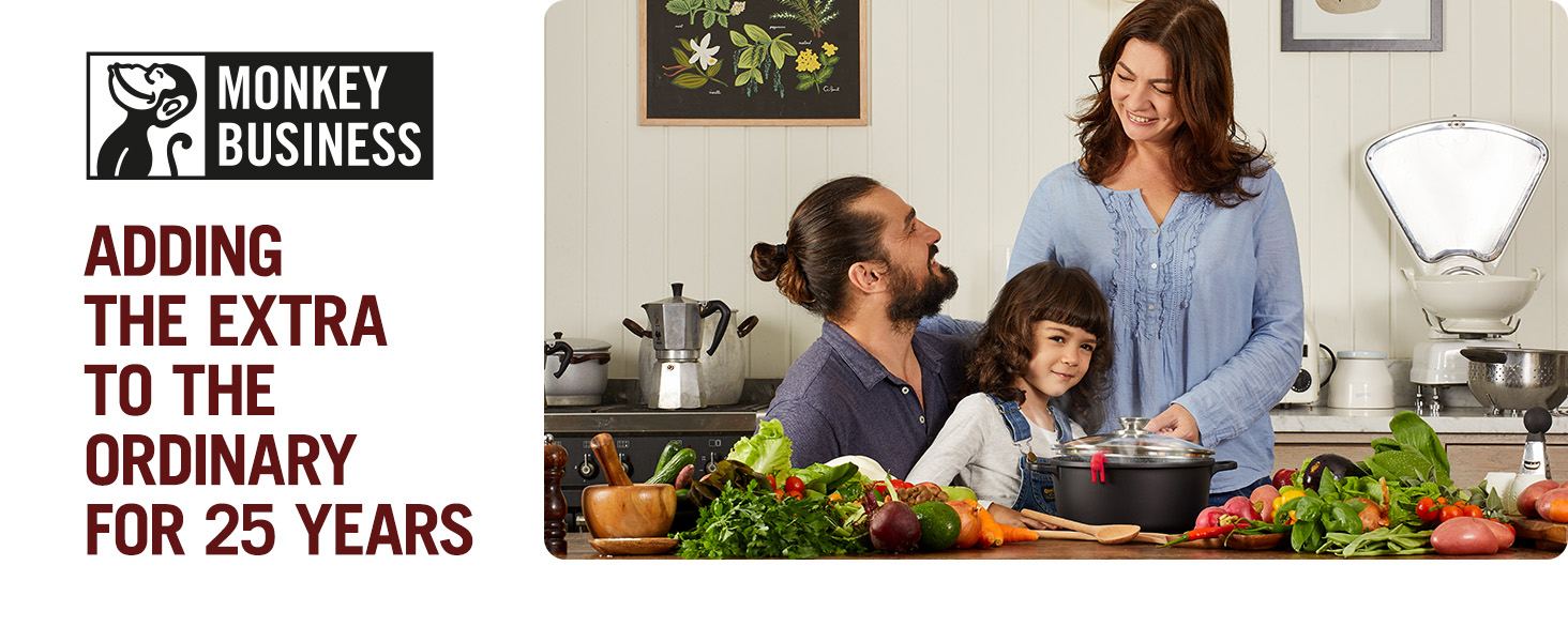 Fun Spaghetti-Shaped Plastic Spaghetti Spoon/Pasta Fork from a Series of Pasta-Inspired Kitchen Gadgets | Cool Pasta Spoon to Claw and Serve Pasta | Original Kitchen Accessories | by Monkey Business