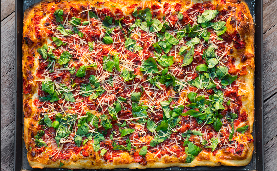 Lloyd Pans Kitchenware Grandma Style Pizza Pan 16 Inch by 12 Inch by 1 Inch - PSTK