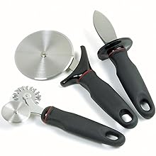 Norpro 5690 Grip-EZ Pizza/Dessert Slicer with Scallops