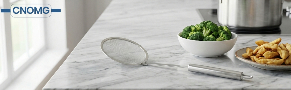 Stainless Steel Skimmer Strainer,Stainless Steel Fat Skimmer Spoon Fine Mesh Food Strainer for Grease, Gravy and Foam with Long Handle