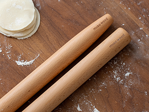 Muso Wood Wooden French Rolling Pin for Baking, Beech Wood Tapered Rolling Pin for Fondant Pie Crust Cookie Pastry(French 15.75-Inch)