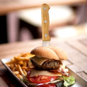 Jim Beam Set of 8 Ideal, Chicken, Pork and More-Steak Knives and Forks Made of Stainless Steel Blade and Contoure, Medium, Light Brown, JB0208