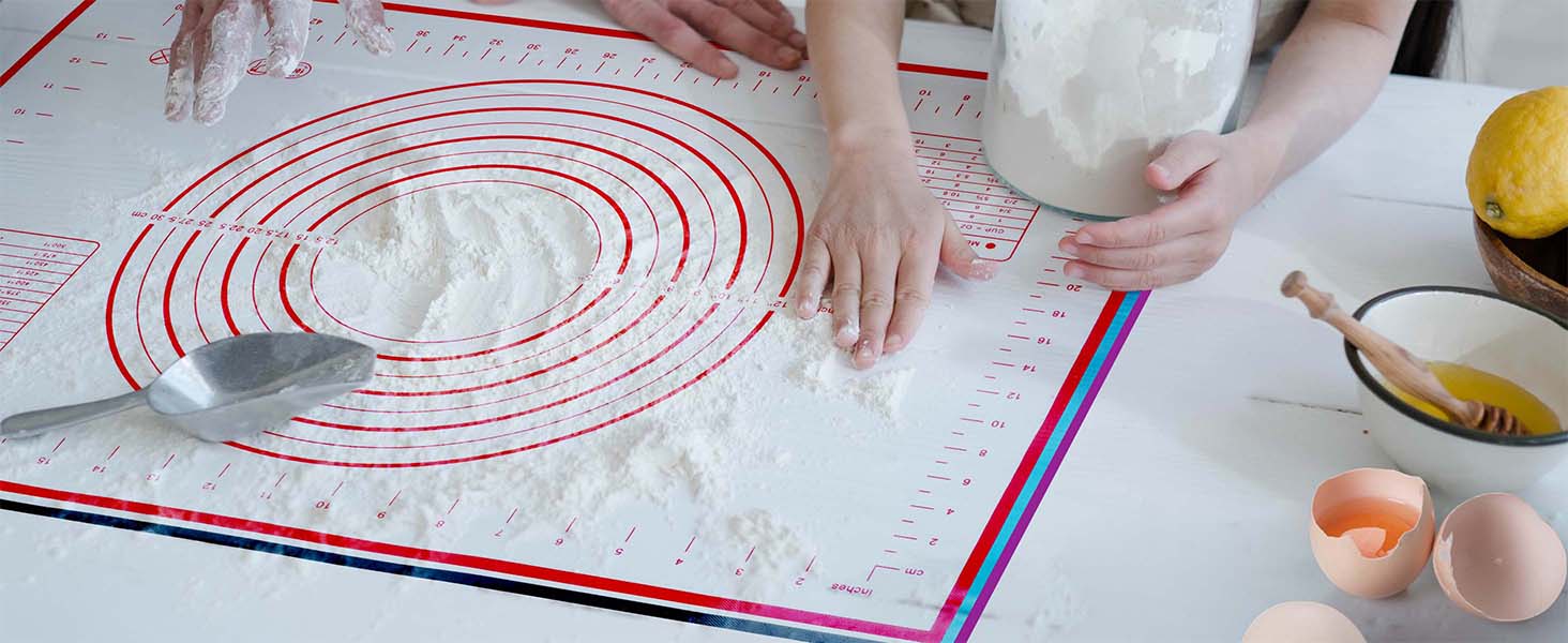 Rolling Pin and Pastry Baking Mat Set, Rolling Pins with Adjustable Thickness Rings, Stainless Steel Dough Roller for Baking Fondant, Pizza, Pie, Pastry, Pasta, Cookies (Red Mat)