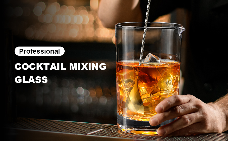 Hiware Professional 24 Oz Cocktail Mixing Glass, Thick Bottom Seamless Crystal Mixing Glass
