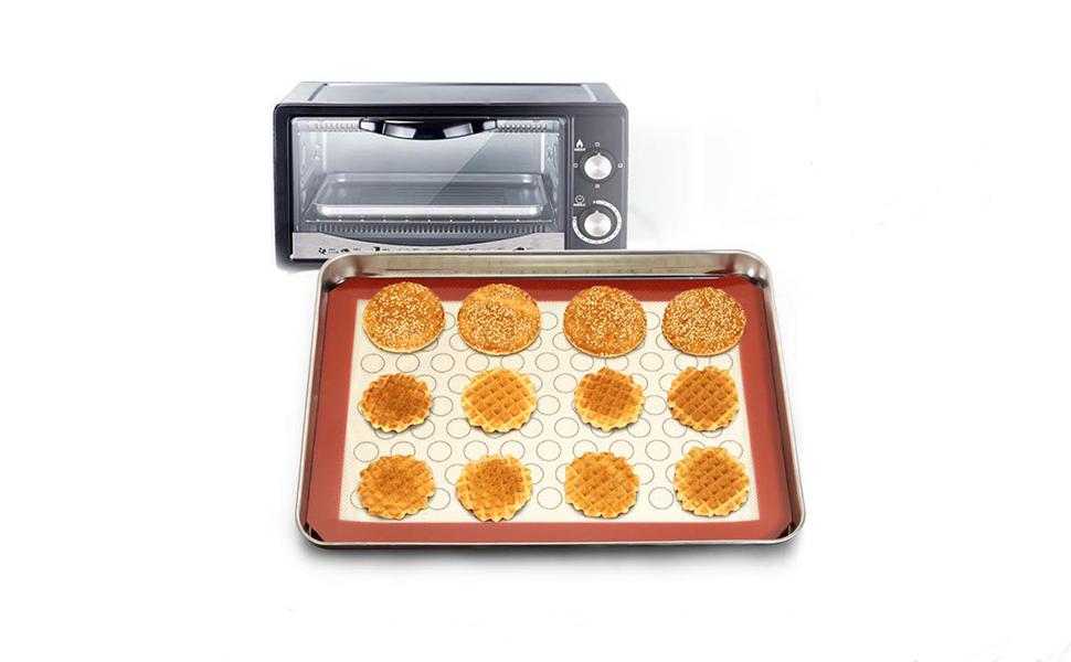 Baking Sheet with Silicone Mat Set, Set of 8 (4 Sheets + 4 Mats), Stainless Steel Cookie Sheet Baking Pans with Reusable Silicone Baking Mat, Non Toxic & Heavy Duty & Easy Clean