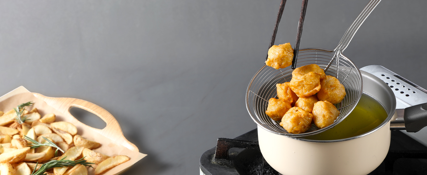 Hiware Solid Stainless Steel Spider Strainer Skimmer Ladle, Kitchen Utensils Wire Strainer Pasta Spoon, 7 Inch