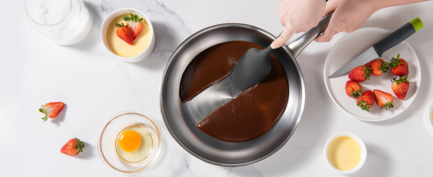 U-Taste Silicone Spatula Set with 600 Degrees Fahrenheit Heat Resistant (Black)