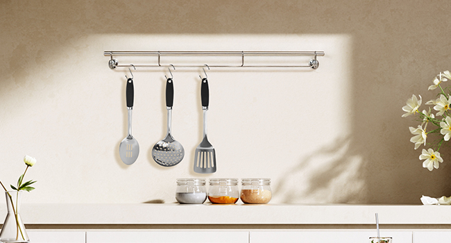 Brushed Slotted Stainless Steel Turner, Non-Slip Spatula with Ergonomic Handle