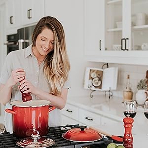 Honey Bear Kitchen 5 ml Teaspoon Measuring Scoop Spoons, Polished Stainless Steel, Set of 2