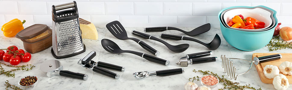 KitchenAid Classic Solid Turner, Black, 13.5x 3.3 Inch