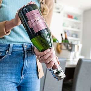 KLOVEO Champagne Stoppers - Patented Seal - Made in Italy - Professional Grade WAF Champagne Bottle Stopper - Prosecco, Cava, and Sparkling Wine Bottle Stopper