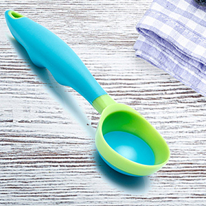 Ice Cream Scoop, 2PCS Nonstick Anti-Freeze Food grade PPR + rubber Ice Cream Scooper with the Hung Hole Design, Comfortable Handle, Dishwasher Safe,Ice Cream Scoops,