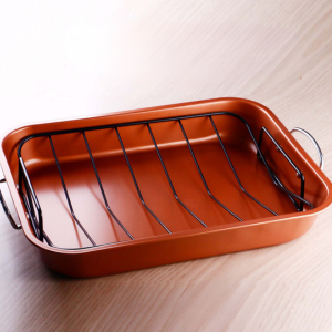 OVENTE Stainless Steel Roasting Pan with V-Shape Rack and Carving Set, 15x11.75 Inch Nonstick Roaster Tray, Oven & Dishwasher Safe Bakeware Dish for Turkey, Roasted Chicken or Beef, Copper CWR24619CO