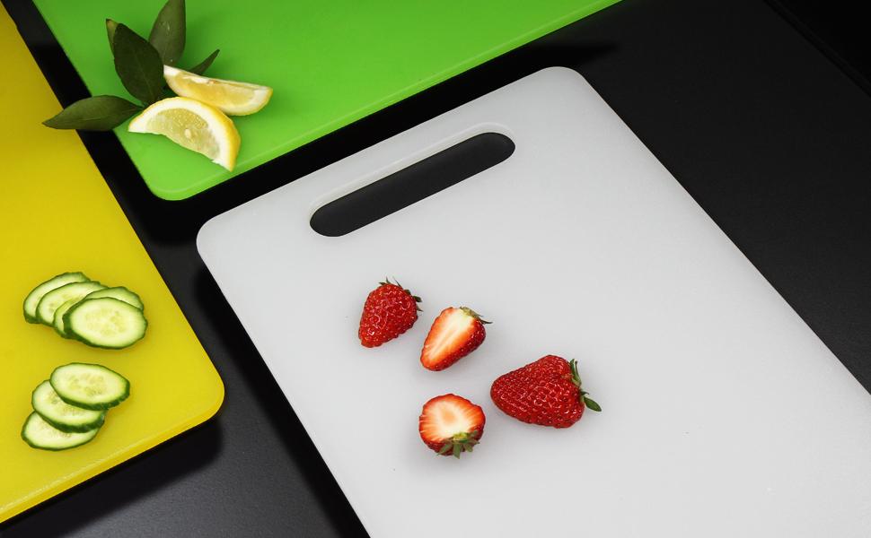 Fotouzy Plastic Utility Cutting Board with Handles, Food Safe PP Material, Dishwasher Safe, Thick Chopping Board, Large Size, Easy Grip Handle, for Kitchen (White)