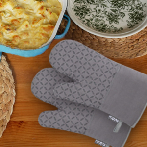 KEGOUU Oven Mitts and Pot Holders 6pcs Set, Kitchen Oven Glove High Heat Resistant 500 Degree Extra Long Oven Mitts and Potholder with Non-Slip Silicone Surface for Cooking (Grey)