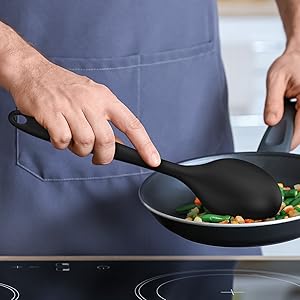 AOTHOD Silicone Cooking Utensils Set - 446°F Heat Resistant Kitchen Utensils,Turner Tongs,Spatula,Spoon,Brush,Whisk,Kitchen Utensil Gadgets Tools Set for Nonstick Cookware,Dishwasher Safe (BPA Free)