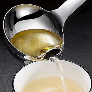 Stainless Steel Oil Separator Soup Ladle Gravy Food Fat Separator Skimmer Spoon Grease Strainer Separater Hot Pot Oil Filter Spoon For Home Kitchen And Cooking,Soup Colander 12 Inch