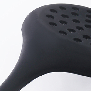 77L Slotted Spoon, Heatproof Skimmer Strainer Slotted Spoon, Seamless One-Piece Non-Stick Cooking Silicone Scoop Ladle with Ergonomic Handle for Filter Vegetable, Pasta and More (Black)