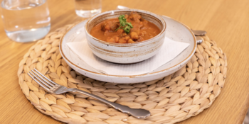 6 Pack, Round Woven Placemats, Natural Water Hyacinth Wicker Place mats, Braided Straw Table Mats, Charger Plates for Dining Table, Fall, Thanksgiving, Christmas (13.8 inch)