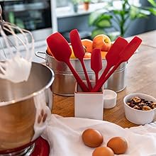 KITCHENLOVE Premium 600°F Heat Resistant 5 Piece Silicone Spatula Set for Baking, Cooking, Mixing - Non-Stick with High Grade S-Iron Steel Core - One Piece Seamless Design - BPA Free (Red)