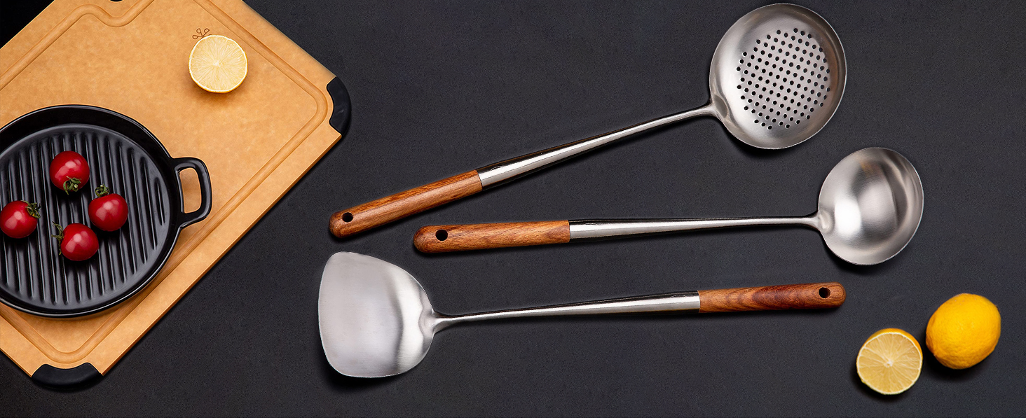 FJNATINH Solid 304 Stainless Steel Skimmer Slotted Spoon Colander Strainer Ladle for Cooking and Frying, Kitchen Utensils Wire Strainer Pasta Strainer Spoon