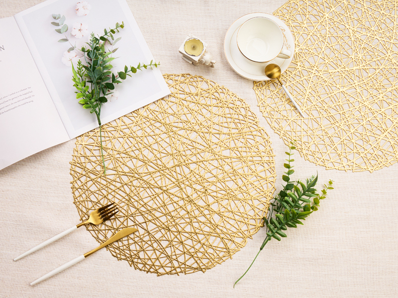 Gold Round Placemats for Dinner Table Set of 6 Metallic Hollow Out Line Circle Table Mats Vinyl Place Mats for Dinning Decor Wedding Accent Centerpiece