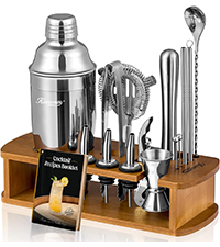 KITESSENSU Cocktail Shaker Set, 2-Piece Boston Shaker Set for Drink Mixing, Premium 18/8 Stainless Steel Martini Shaker for Bartending and Home Bar - 18oz & 28oz, Recipes Booklet Included, Silver
