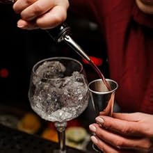 Cocktail Mixing Glass, veecom 18oz Crystal Mixing Glass Bartender Kit, 8 Piece Old Fashioned Cocktail Set with Strainer, Spoon, Jigger, Picks, Pourers, Bar Tools Cocktail Shaker Set (8 Pieces)