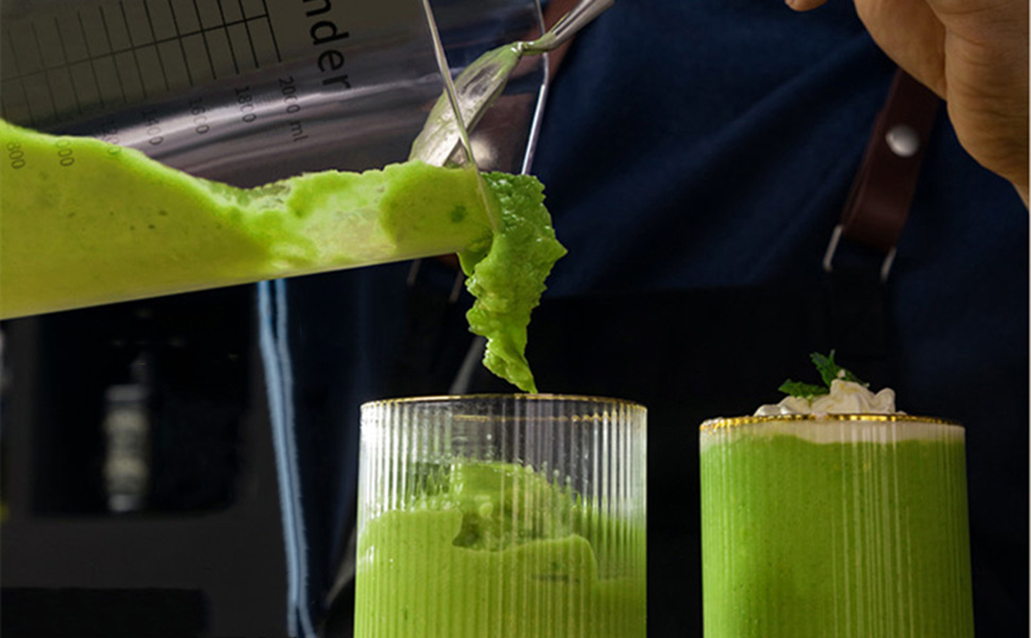 CRANDDI Commercial Quiet Blender, 2200 Watt Professional Countertop Blender with 80oz Pitcher, Built-in Pulse & 15-speeds Control, Smoothie Blender for Commercial and Home, K90 Black