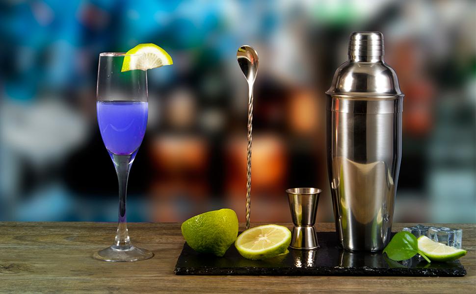 WPHUAW 24oz Cocktail Shaker Bar Set-Professional Margarita Mixer Drink Shaker Professional Stainless Steel Bar Tools Built-in Bartender Strainer for Martini Kit