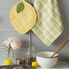 DII Gift Set Collection Kitchen Set, Potholder & Dishtowel Set, Lemon Plaid, 2 Piece