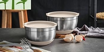 Umite Chef Mixing Bowls with Airtight Lids, 6 piece Stainless Steel Metal Nesting Storage Bowls, Non-Slip Bottoms Size 7, 3.5, 2.5, 2.0,1.5, 1QT, Great for Mixing & Serving (Khaki)