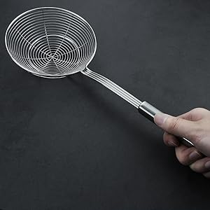 YFWOOD 7.9 Inch Spider Strainer Skimmer, Reinforced Double Coil Wire Skimmer with Large Handle Solid Stainless Steel Strainer Ladle for Cooking and Frying (1 - Piece)