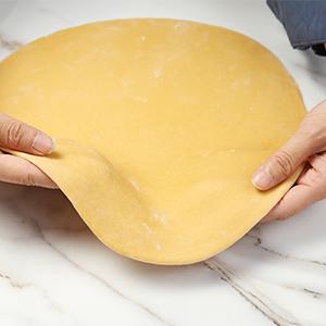 Geesta Adjustable Wood Rolling Pin with 5 Thickness Rings, Precise Dough Roller Handle Press Design with Measurement Guide for Fondant, Pizza, Pie Crust, Cookie, Pastry Baking Decorating Accessories