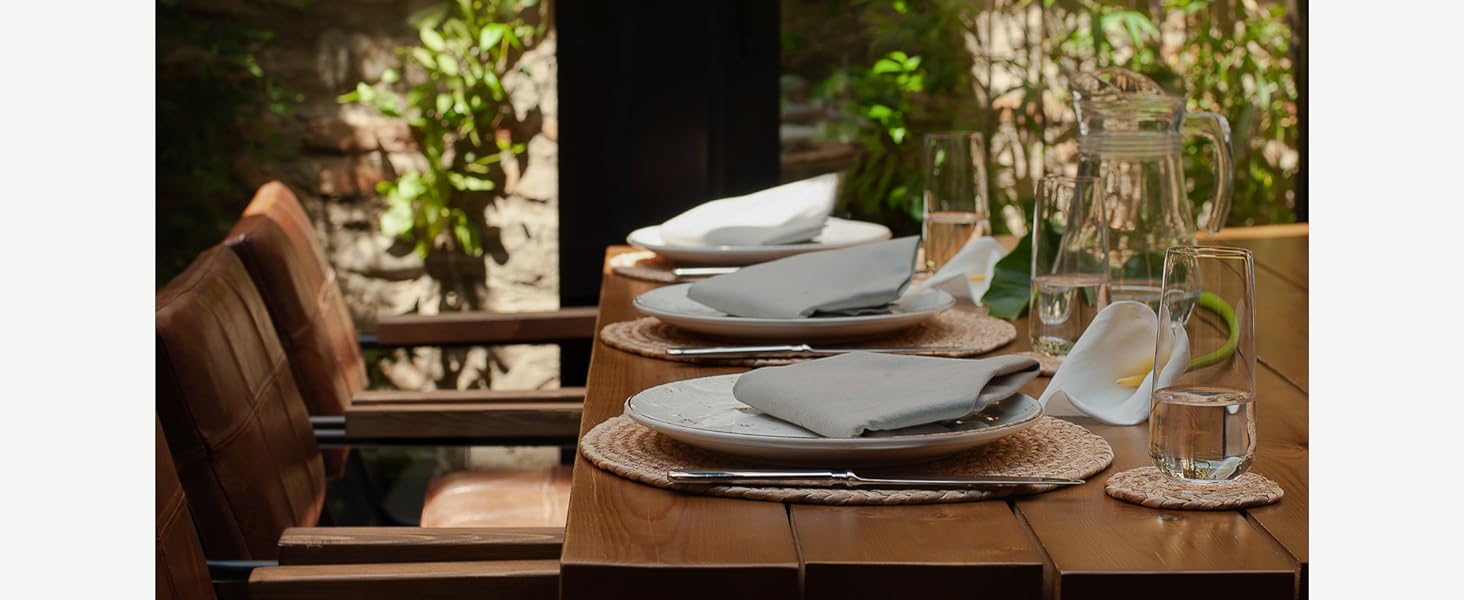 Woven Placemats Round Placemats Set of 6, 13.5 Inch Wicker Placemat Circle Rattan Placemats Farmhouse Boho Braided Natural Water Hyacinth Place Mats for Indoor & Outdoor Table Decor