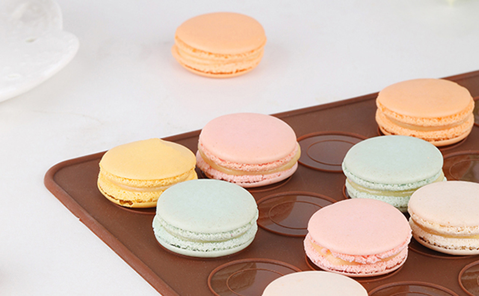 Silicone Macaron Baking Mats, 2 Non-Stick Silicone Baking Mats, Food Safe Baking Mat, Great For Macaron, Cookies, Bread, Pastry, Dessert (2Pcs 48Capavity)