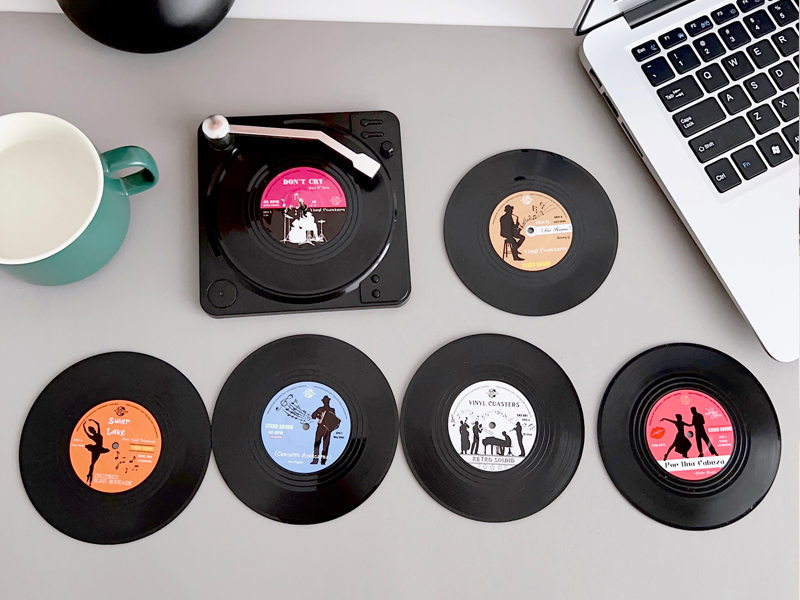 Valdivia Funny Retro Vinyl Record Coasters with Player, 6 Pcs Music Coasters for Drinks, Bars, Party, Birthday Gifts for Music Lovers, Home Decor Housewarming and White Elephant Gifts Ideas