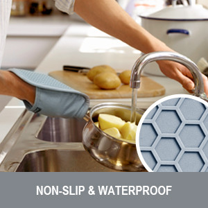 2-Pack Silicone Pot Holders for Kitchen Heat Resistant up to 500°F, Non-Slip Large Hot Pads with Pocket, Quilted Liner Trivets for Countertops Hot Pots and Pans (Gray)