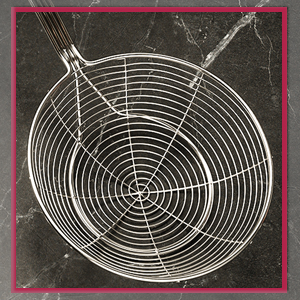 Stainless Steel Spider Strainer Skimmer Spoon For Frying and Cooking - Set of 3 Solid Wire Asian Strainer Ladle Pasta Strainer with Long Handle, Professional Kitchen Skimmer Ladle