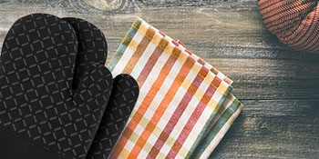 4 Pcs Oven Mitts and Pot Holders,500°F High Heat Resistant Kitchen Oven Mitts with Pot Holders,Long Oven Mitts with Recycled Cotton Infill and Silicone Non-Slip Surface for Baking and Cooking(Grey)