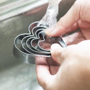 Heart Cookie Cutter Set, Gtmkina 5 Pieces Stainless Steel Small Biscuit Cutters Heart Shaped Mold for Kids Holiday Birthday Party