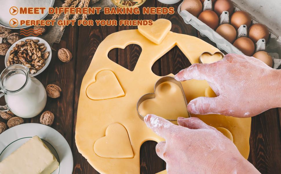 Heart Cookie Cutter Set, Gtmkina 5 Pieces Stainless Steel Small Biscuit Cutters Heart Shaped Mold for Kids Holiday Birthday Party