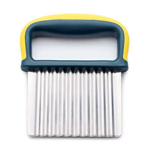 Crinkle Cutter Knife, Potatoes Crinkle Fry Cut and Vegetable Cutter for Veggies, Stainless Steel Carrot Slicer（Yellow）