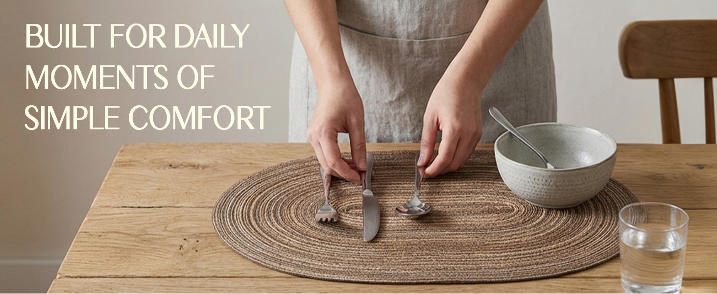 Noctiflorous Woven Oval Braided Placemats Set of 6-12 x 17.5 Inch Washable Non-Slip Heat Resistant Table Mats for Kitchen and Dining（Brown, 6）