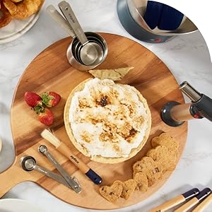 Zyliss Premium Stainless Steel Measuring Cups - Stainless Steel Measuring Cup Set - Dry Ingredient Nesting Measuring Cups - Premium Bakeware & Kitchen Tools - 4 Piece