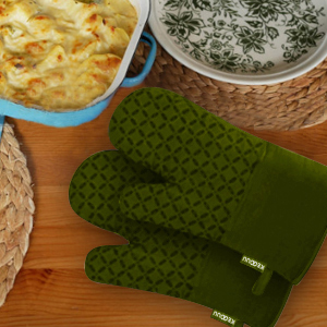 KEGOUU Oven Mitts and Pot Holders 6pcs Set, Kitchen Oven Glove High Heat Resistant 500 Degree Extra Long Oven Mitts and Potholder with Non-Slip Silicone Surface for Cooking (Olive Drab)