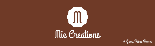 Wooden Trivets for Hot Dishes, Pots, Teapot and Pans (Set of 2) | 8'' Round Wood Dining Decorative Trivets, Kitchen Countertop Decor for Table, Christmas Thanksgiving Large Coasters Designer Edge