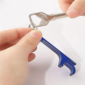 200Pcs Colored Aluminum Bottle Opener Keychain, Soda Beverage Beer Bottle Opener Keychain, for Kitchen/Wedding/Bar/Party