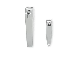 Amazon Basics 5-Piece Nail Care Grooming Kit, Manicure Pedicure Set with Nail Clippers