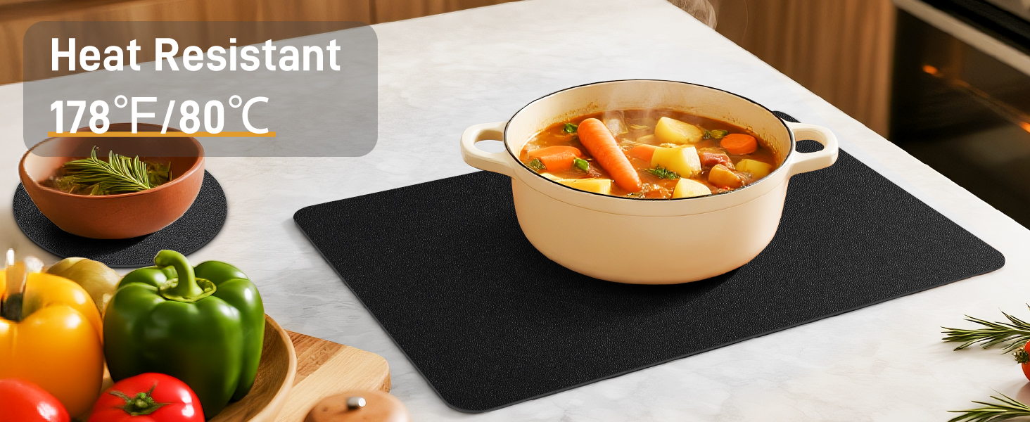 Vinyl Placemats Set of 6, Waterproof Faux Leather Heat Resistant Kitchen Place Mats, Wipeable Dining Table Place Mats and Coasters for Kitchen, Dining, Decor, Outdoor (Black)